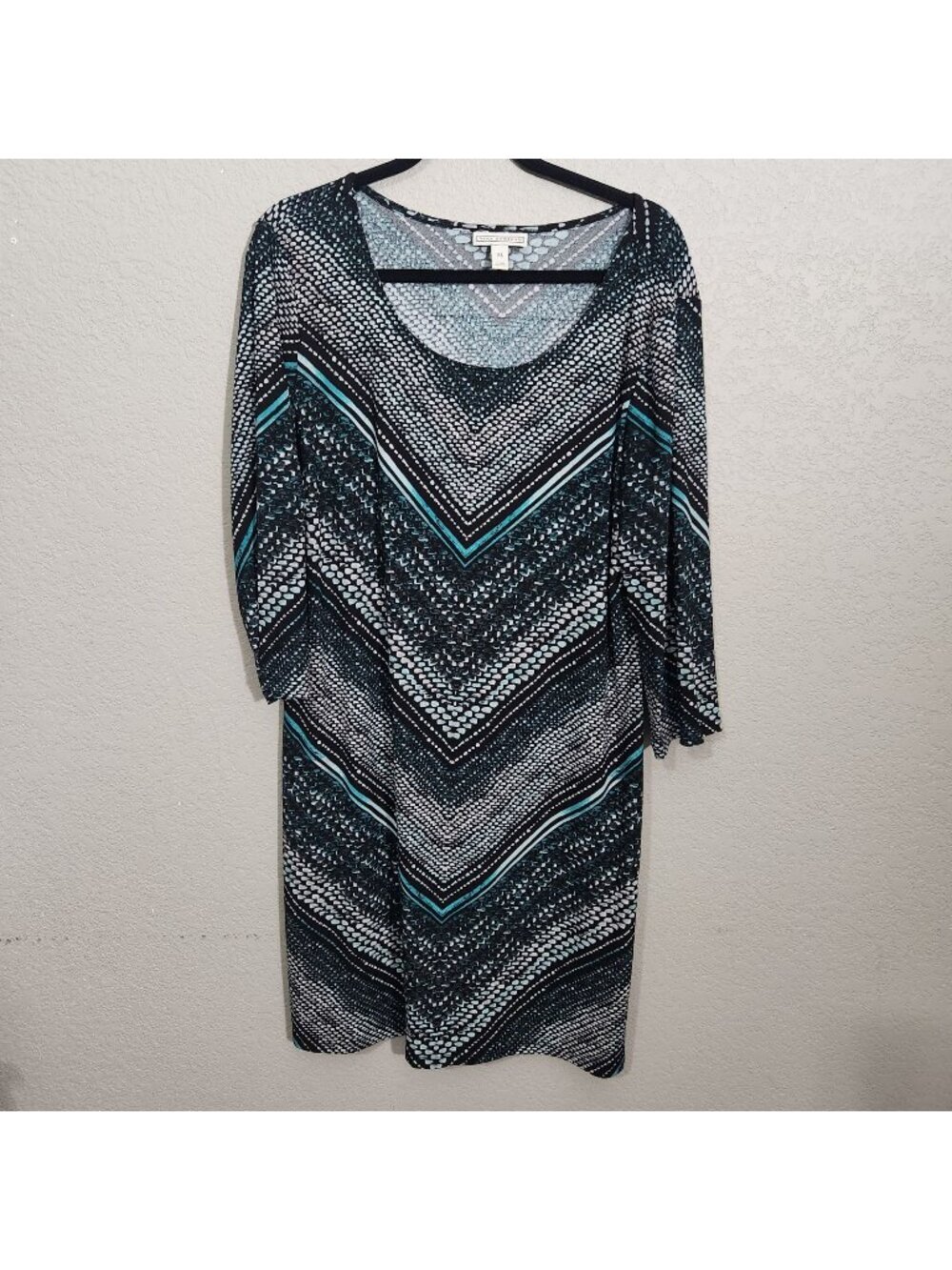 Dana Buchman XL Chevron Print Dress Black White Teal 3/4 Sleeve Stretch Knit